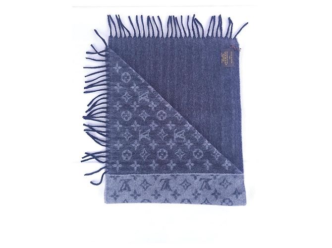 Sciarpa Louis Vuitton Monogram Grigia in Lana e Cashmere - vista 2