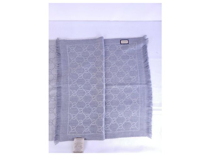 Bufanda Gucci GG Supreme en lana gris - vista 4