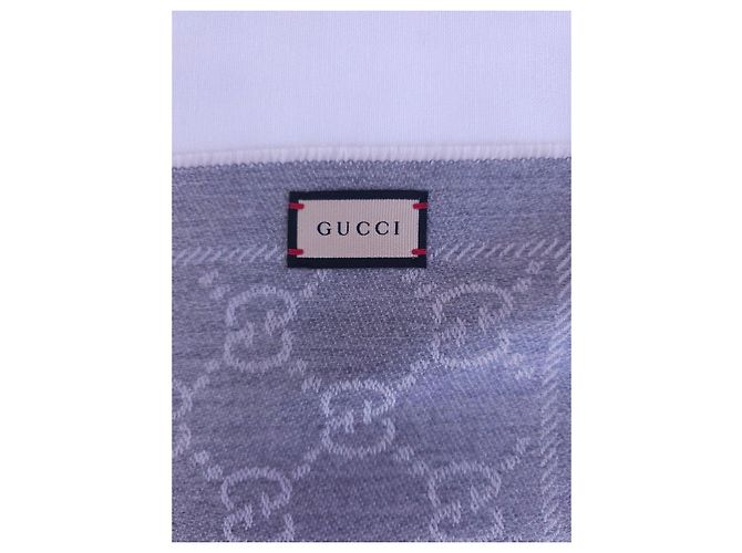 Bufanda Gucci GG Supreme en lana gris - vista 8