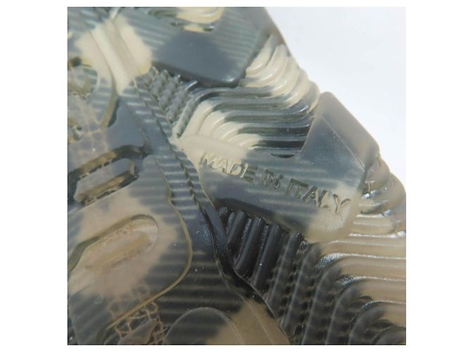 Burberry Check Pattern Rubber Sandals - view 11