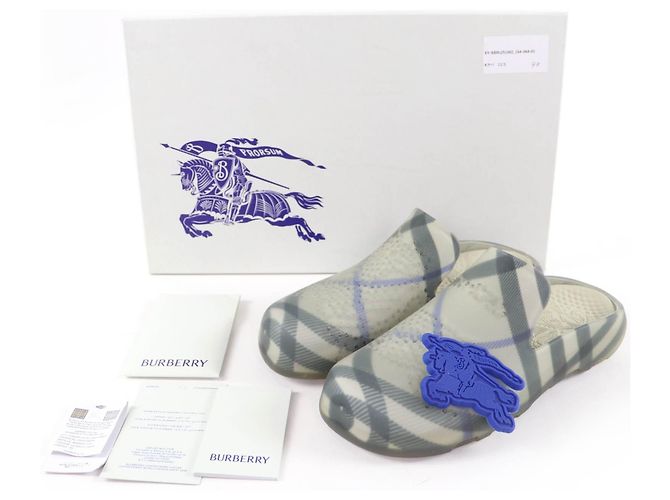 Burberry Check Pattern Rubber Sandals - view 2