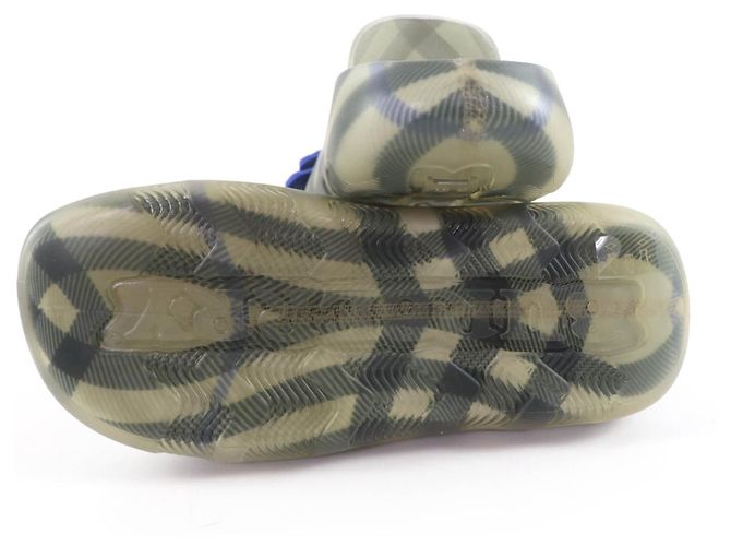 Burberry Check Pattern Rubber Sandals - view 7
