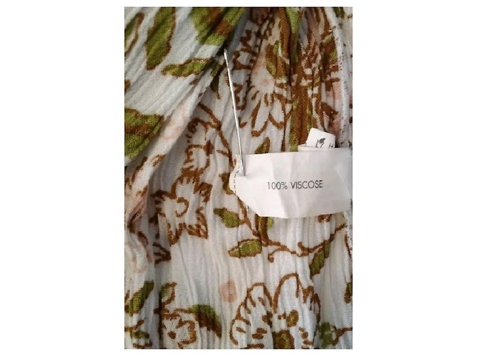 Autre Marque POUPETTE ST BARTH Weißes kurzes Kleid mit Blumenprint - Ansicht 8