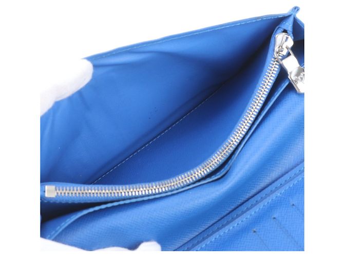 Louis Vuitton Taiga Portefeuille Brazza Long Wallet - vista 7