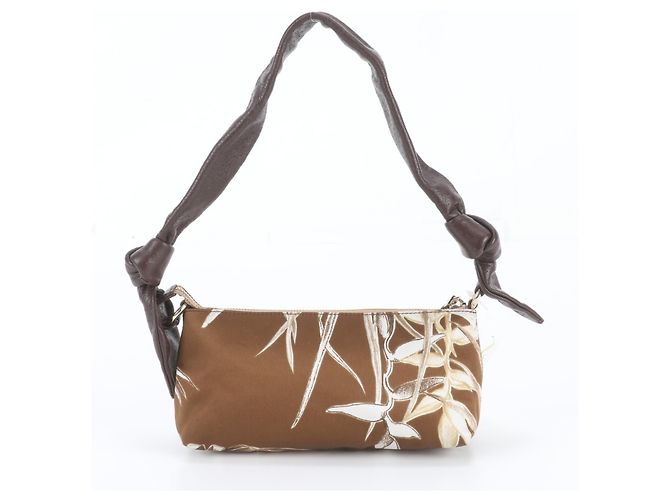 Borsa a tracolla in pelle Salvatore Ferragamo AU-21 5347 - vista 3