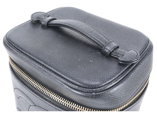 Vanity Necessaire Chanel in pelle Caviar Coco Mark - vista 2