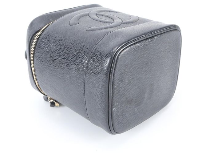 Vanity Necessaire Chanel in pelle Caviar Coco Mark - vista 4