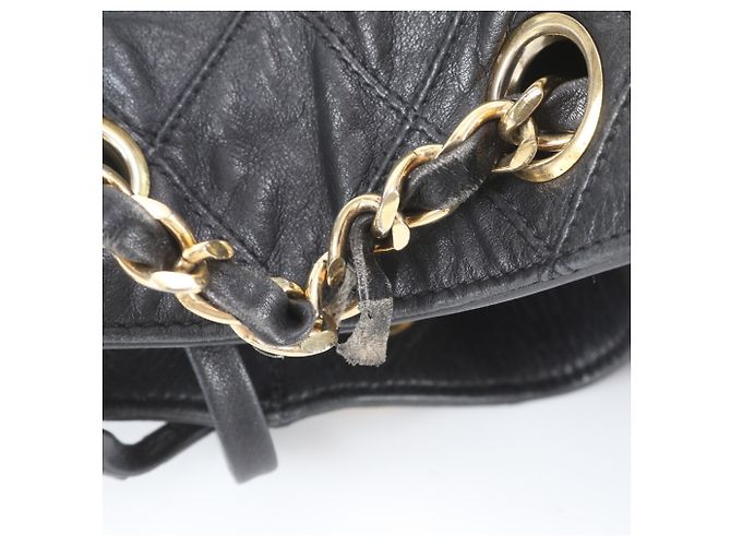 Borsa a tracolla Chanel in pelle Matelassé - vista 11