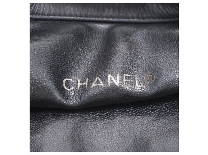 Borsa a tracolla Chanel in pelle Matelassé - vista 8