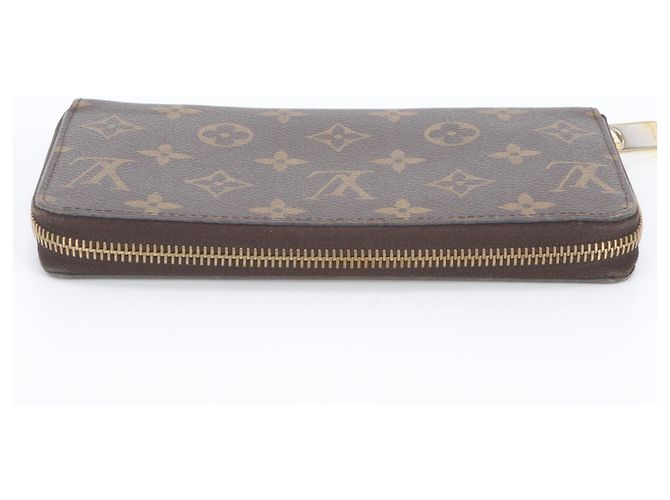 Louis Vuitton Monogram Zippy Wallet - view 5