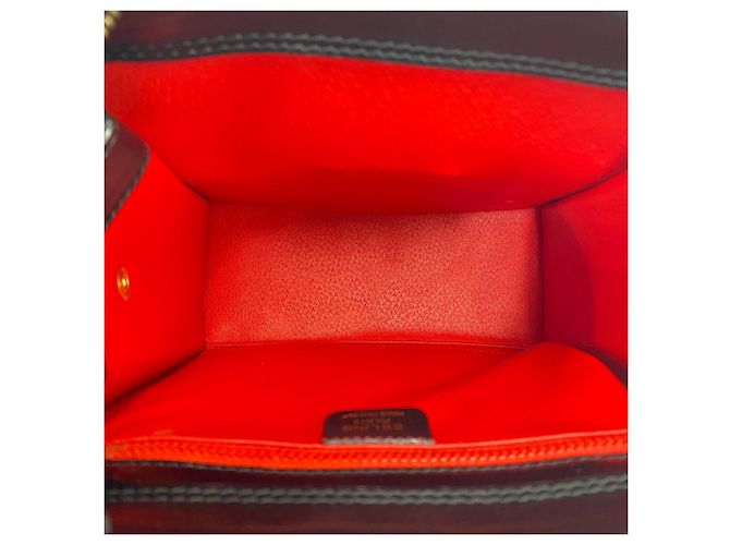 Céline Celine Mini Tote Bag aus Leder mit Vintage-Logo Gravur auf der Hardware - Ansicht 9