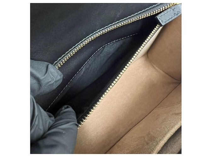 Gucci Sylvie Sherry Line Schultertasche aus Leder mit Logo-Hardware - Ansicht 10