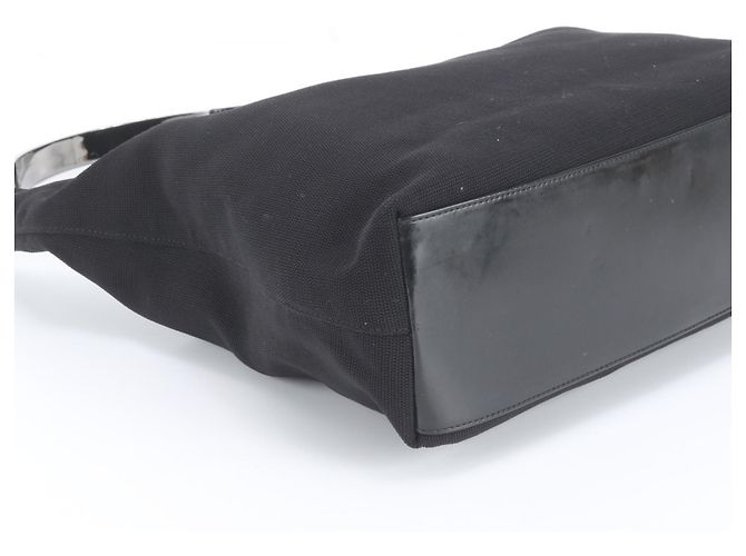 Gucci Schultertasche aus schwarzem Leder - Ansicht 5