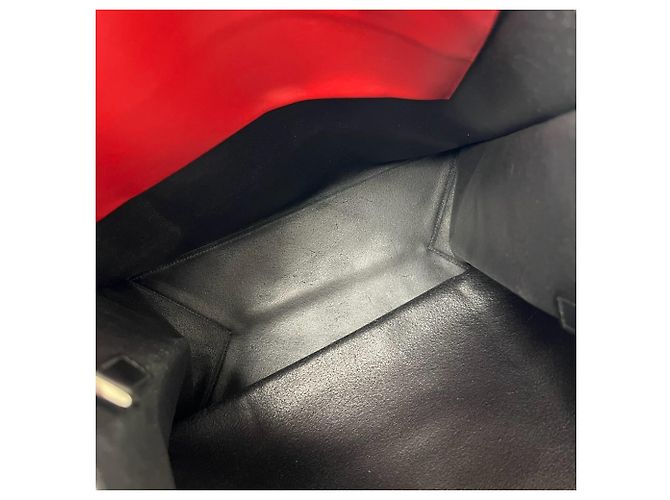 Prada Schultertasche aus Leder mit Dreiecks-Logo - Ansicht 9