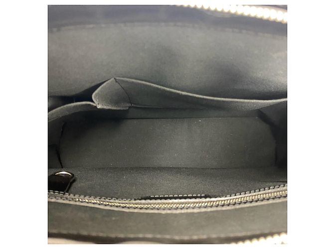 Bolso Tote Louis Vuitton Wilwood Monogram de piel mate - vista 9