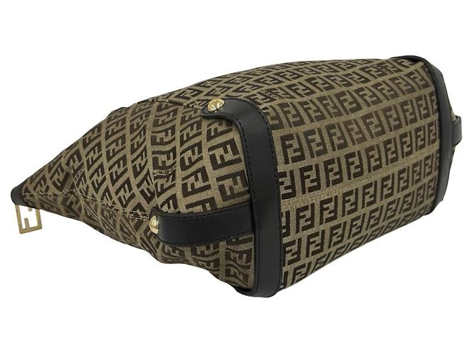Fendi Shopper-Tasche aus Canvas und Leder mit Zucchino FF-Muster - Ansicht 7