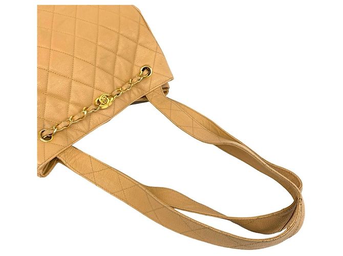 Timeless Bolso Tote Chanel de piel de becerro granulada beige - vista 4