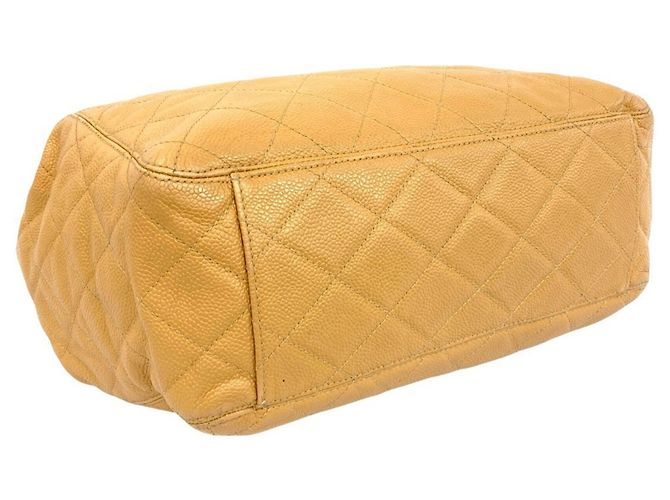 Timeless Bolso Tote Chanel de piel de becerro granulada beige - vista 7