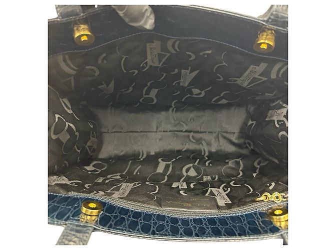 Salvatore Ferragamo Shopper aus Leder in Navy - Ansicht 9