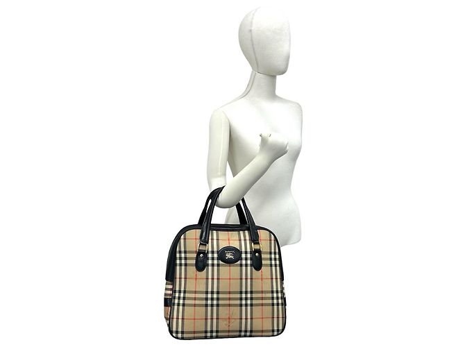 Bolsa Burberry Nova Check em lona e couro - vista 2