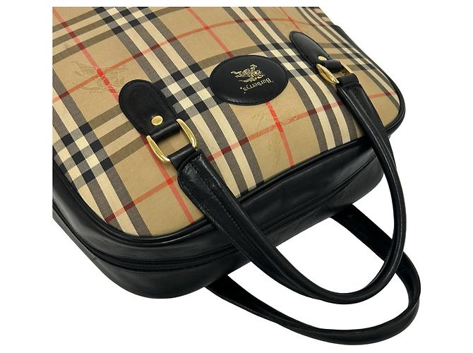 Bolsa Burberry Nova Check em lona e couro - vista 4