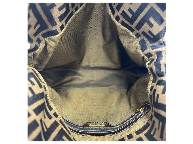 Fendi Vintage Tasche aus Canvas und Leder mit Zucca FF-Muster - Ansicht 9