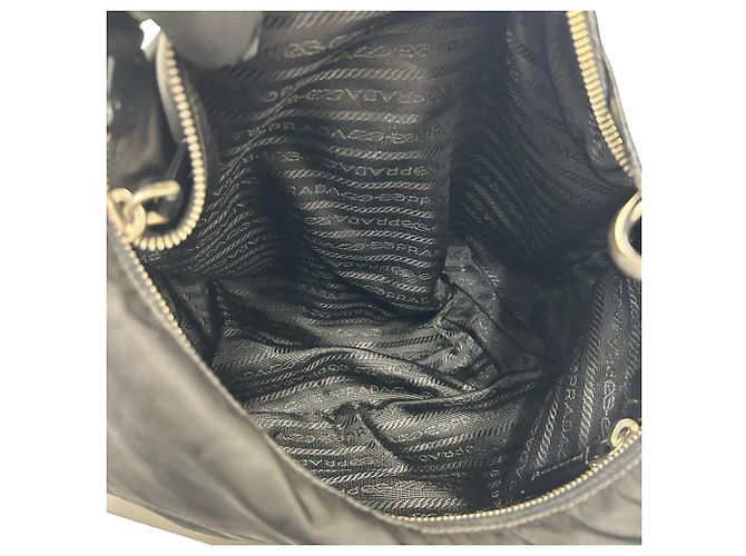 Tote Sac cabas épaule Prada en nylon et cuir - vue 9