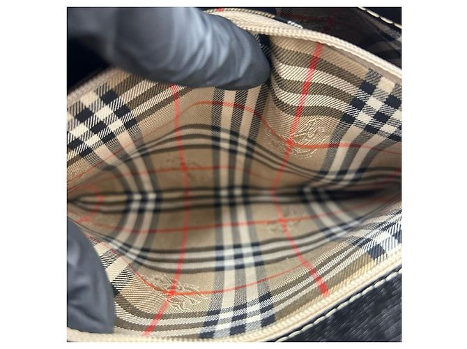 Burberry Nova Check Lederhandtasche mit Logo-Plakette - Ansicht 10