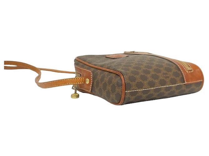 Céline Sac à épaule mini en cuir Celine Vintage Macadam Blazon Pattern Triomphe - vue 7