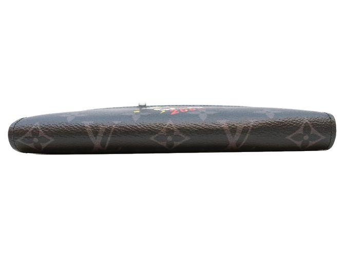 Carteira Longa Louis Vuitton Black Monogram Eclipse Zippy Dragonne - vista 4
