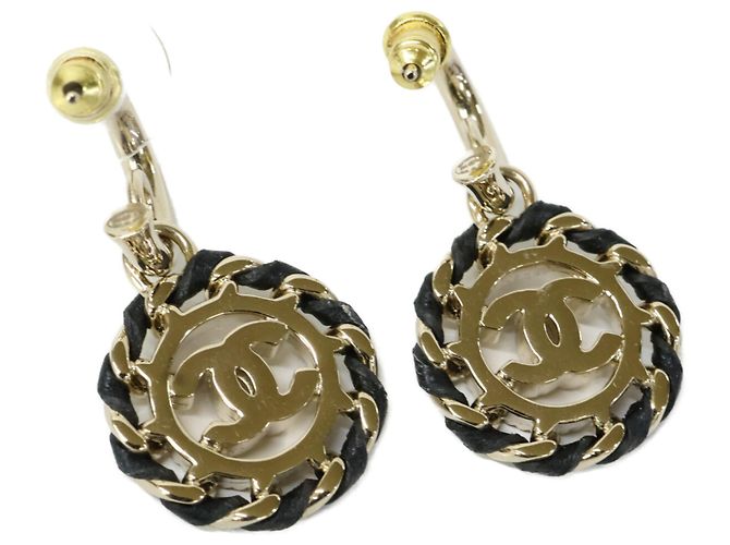 Orecchini Chanel B26C con strass, design a catena e logo Coco Mark - vista 4
