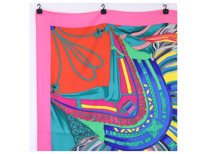 Trim Hermès Pañuelo de seda Hermes Cuirs du Desert - vista 2