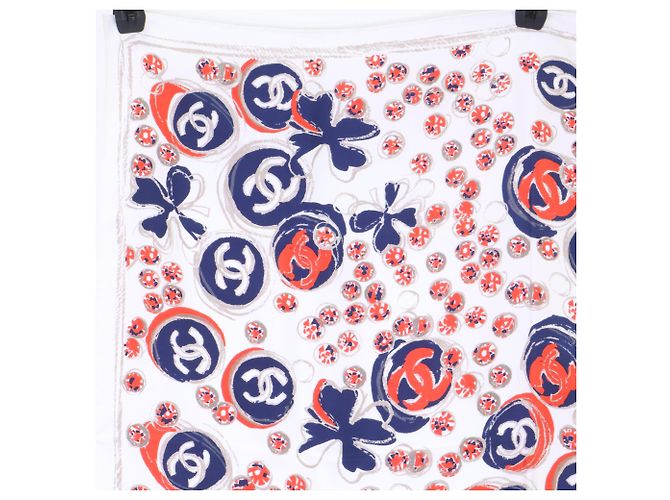 Foulard in seta Chanel 12P CC Coco Mark Clover - vista 2