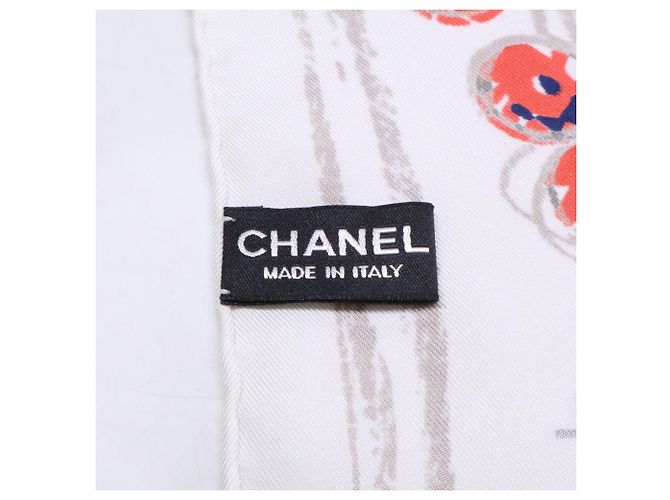Foulard in seta Chanel 12P CC Coco Mark Clover - vista 7