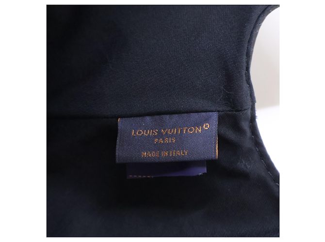 Casquette Louis Vuitton Monogram Shadow - vue 7