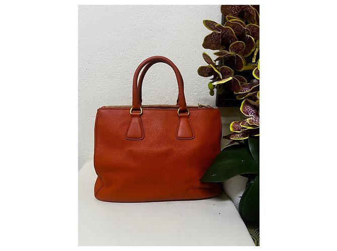 Sac à main Prada Vitello Daino Papaya - vue 2