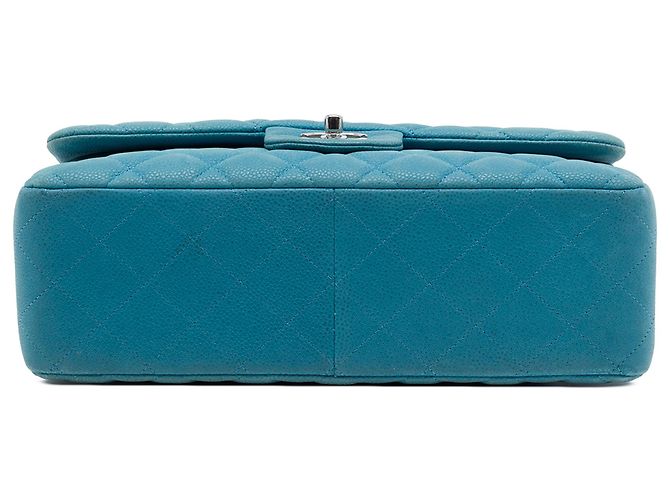 Chanel Blue Jumbo Classic Caviar Double Flap - vue 3