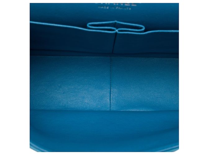 Chanel Blue Jumbo Classic Caviar Double Flap - vue 4