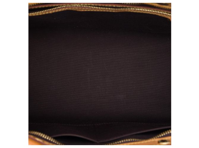 Louis Vuitton Purple Monogram Vernis Brea GM - vista 4