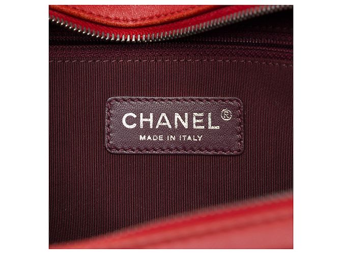 Chanel Coco Boy Camera Bag Klein, gestepptes Lammleder, Rot - Ansicht 5
