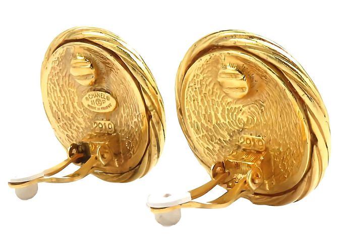 Orecchini a clip rotondi intrecciati Chanel Gold CC placcati oro - vista 2