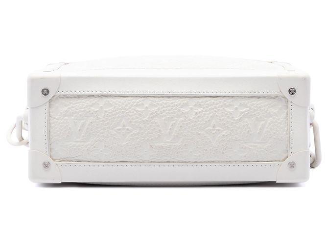Louis Vuitton White Monogram Taurillon Solar Ray Soft Trunk - vista 3