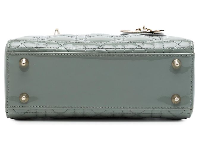 Dior Gray Small Patent Cannage Lady Dior - vista 3