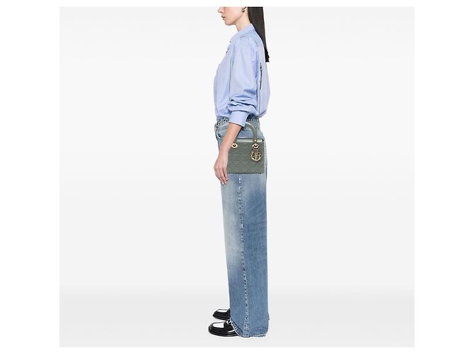 Dior Gray Small Patent Cannage Lady Dior - vista 6