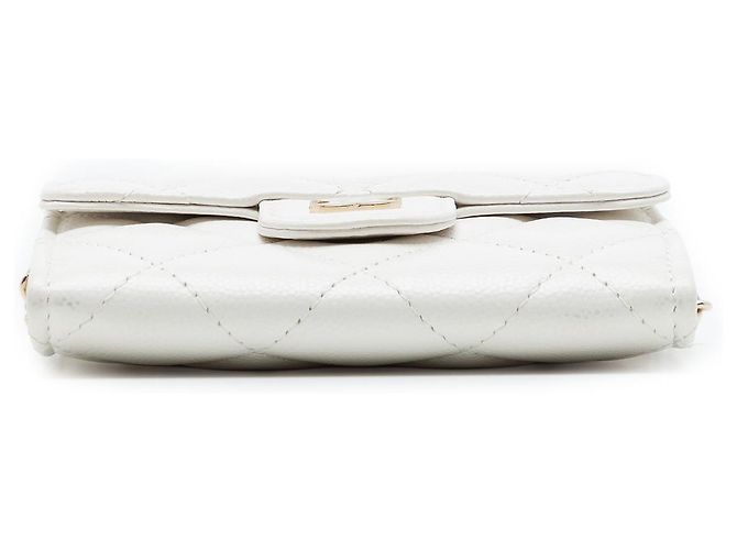 Tarjetero con cadena Chanel White CC Quilted Caviar Flap - vista 3