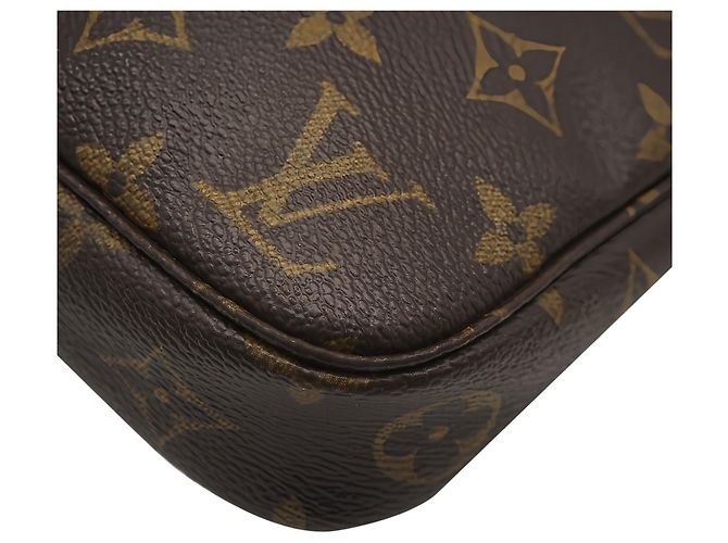 Louis Vuitton Brown Monogram Pochette Accessoires - vue 7