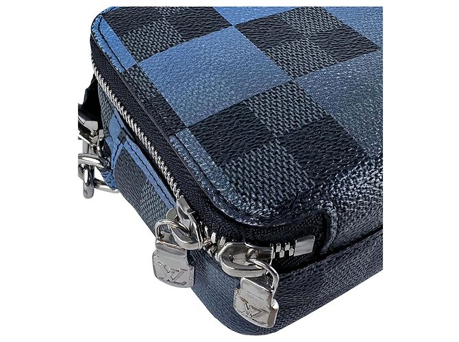 Louis Vuitton Blue Damier Graphite Giant Alpha Wearable Wallet - vista 8