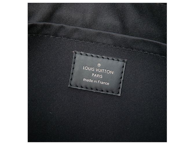 Louis Vuitton Black Monogram Eclipse Discovery Pochette GM - Ansicht 5
