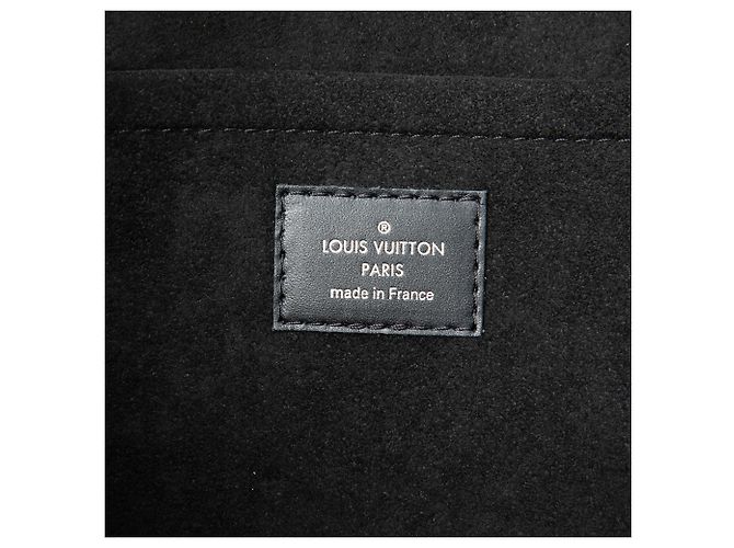 Louis Vuitton Black Epi Initials Circle Pochette Jour GM - vista 5