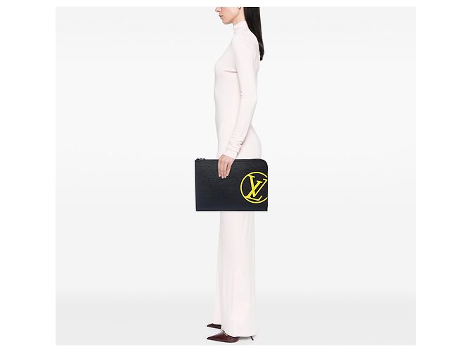 Louis Vuitton Black Epi Initials Circle Pochette Jour GM - vista 6